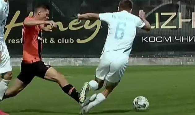 Це точно не червона? / Фото: скрiншот