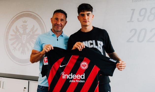 Крістіан Лістеш, twitter.com/Eintracht