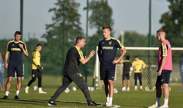 Сергій Ребров та гравці збірної України, УАФ