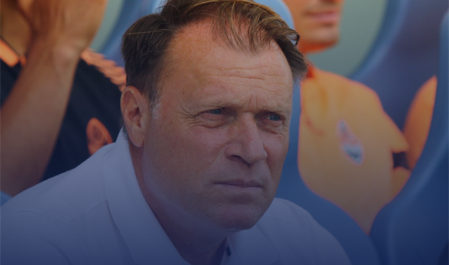 ПАТРІК ВАН ЛЕУВЕН, ФОТО ФК МИНАЙ