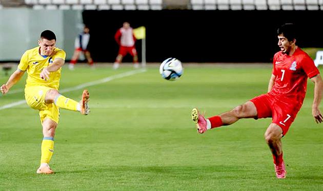 Віталій Роман (зліва), фото - Рух