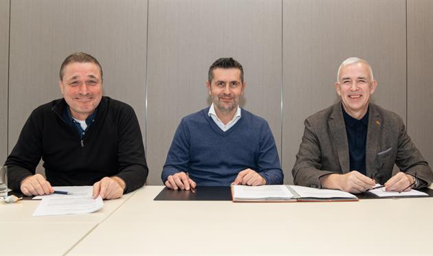 Ненад Б'єліца (по центру), фото Уніон (Берлін)