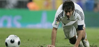 Чего на этот раз ждать от Реала и Рауля? Фото AP