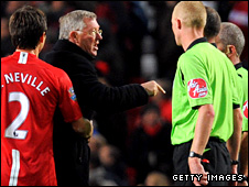 Фергюсон два матча проведет на трибуне