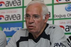 Луис Арагонес. fenerbahce.org