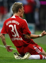 Бастиан Швайнштайгер