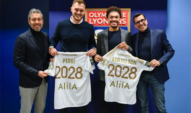 Перрі та Адріелсон, ol.fr