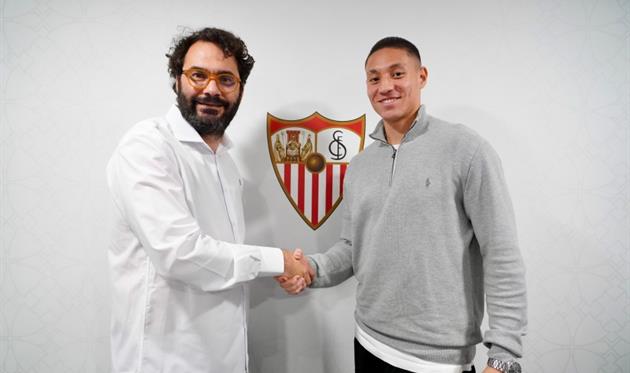 Матео Мехія, ФК Севілья