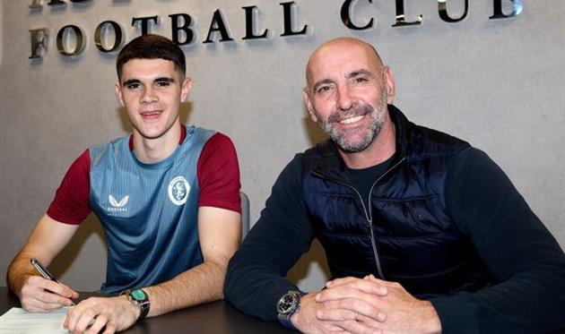 Фото: Астон Вілла