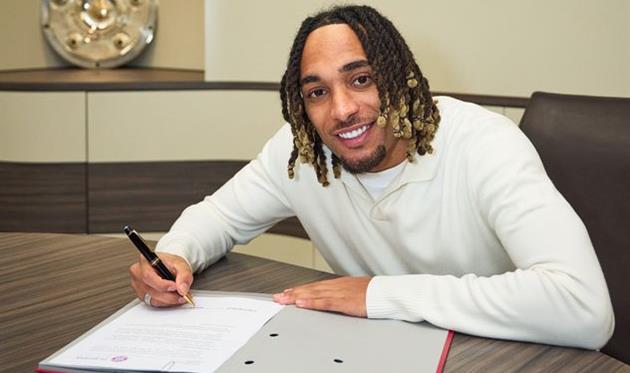 Саша Бої, twitter.com/FCBayern