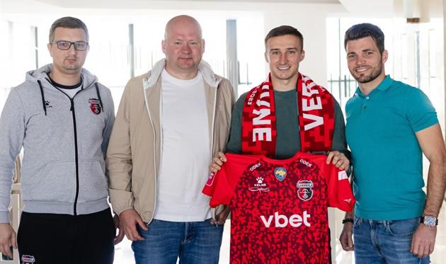 Євген Банада (другий справа), фото - Верес