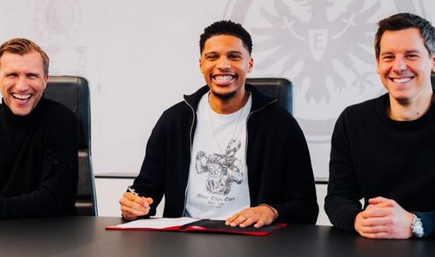 Орель Аменда, twitter.com/eintracht_esp