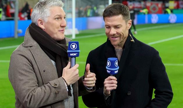 Бастіан Швайнштайгер та Хабі Алонсо, gettyimages