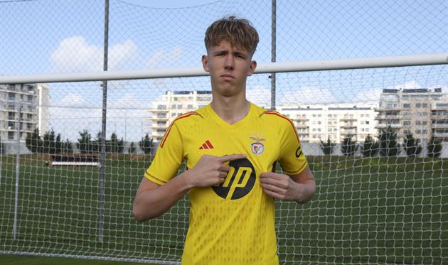 Ігор Костенко, ФК Бенфіка