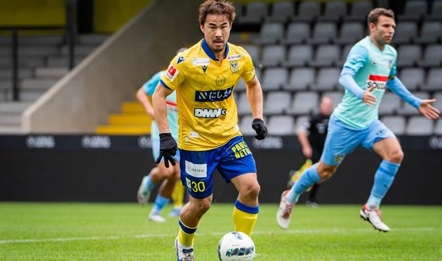 Сіндзі Оказакі, ФК Сент-Трюйден