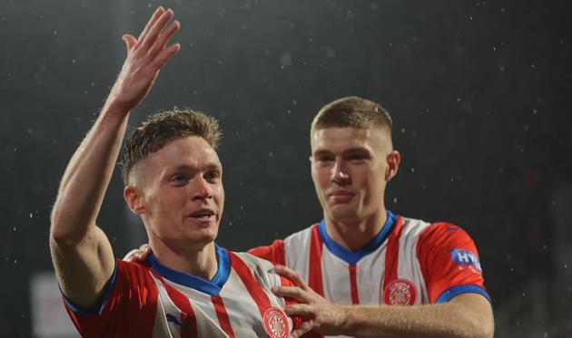 Віктор Циганков та Артем Довбик, Getty Images