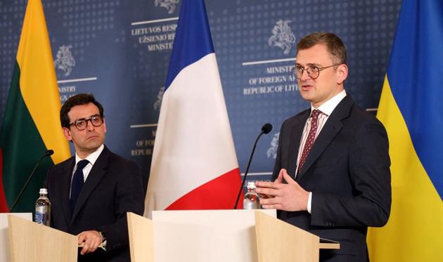 Голови МЗС Франції та України Стефан Сежурне і Дмитро Кулеба, Getty Images