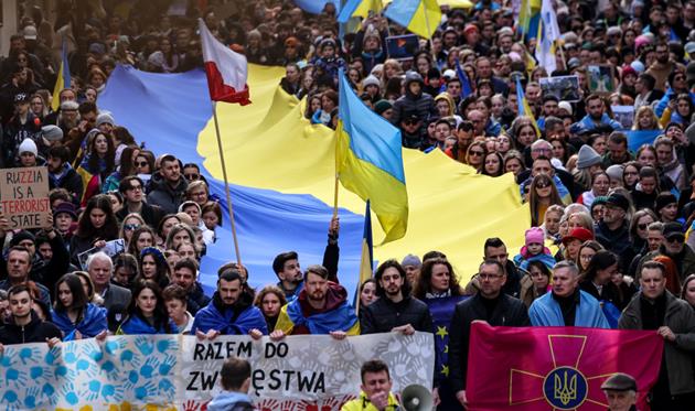 Україна Польща Прапори - Getty Images 