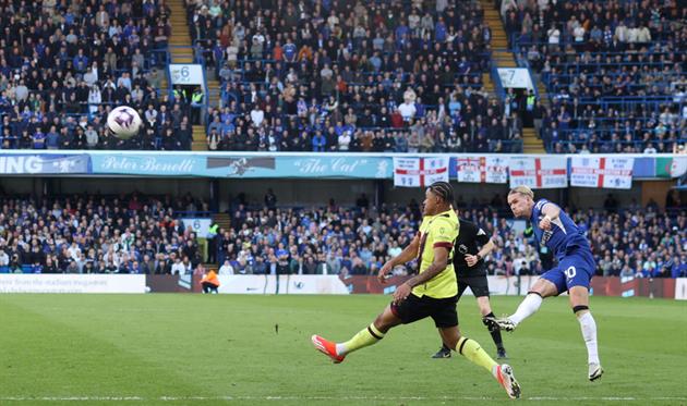 Мудрик в матчі з Бернлі, gettyimages