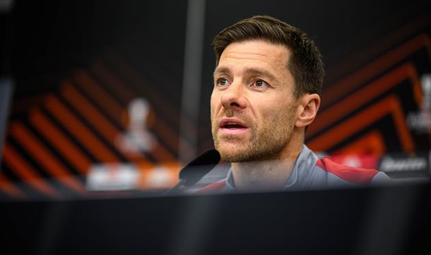 Хабі Алонсо, фото Баєр