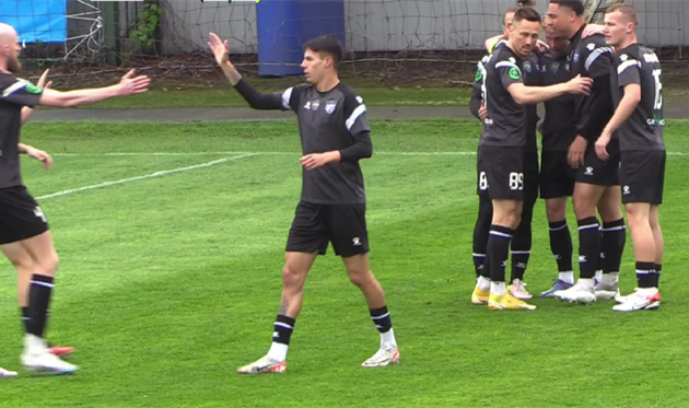 Гравці ЮКСА святкують взяття воріт, скріншот із трансляції ПФЛ