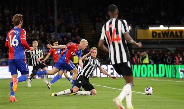 Крістал Пелес - Ньюкасл, Getty Images