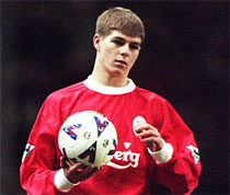 Стивен Джеррард 10 лет назад, фото РА