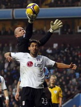 Как раз сейчас он бьется с Фулхэмом, AP