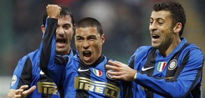 Кордоба открыл счет в матче, АР