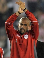 Хуан Себастьян Верон, АР