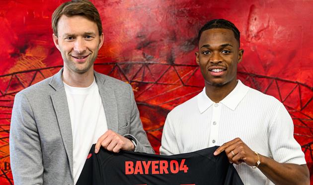 Фото ФК Баєр Леверкузен