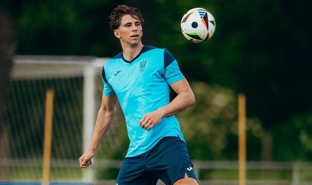 ІЛЛЯ ЗАБАРНИЙ, УАФ