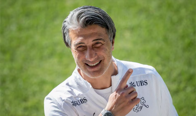 Мурат Якін, УЄФА