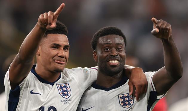 Оллі Воткінс та Марк Геї, Getty Images