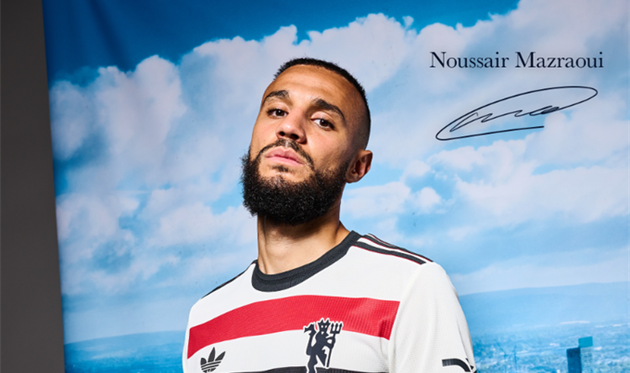 Нуссаїр Мазрауї, ФК Манчестер Юнайтед