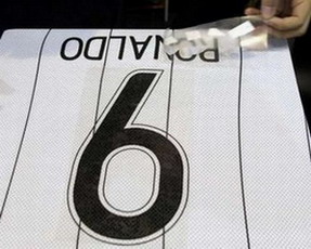 Коринтианс уже продает футболки с фамилией Роналдо, AP