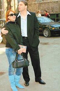 Овчинников, видимо, с женой