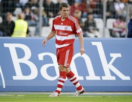 Лукас Подольски