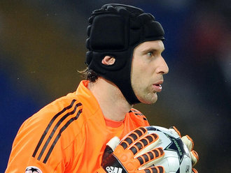 Петр Чех остался сухим, фото teamtalk.com