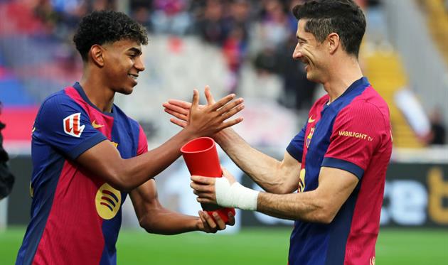 Ламін Ямал та Роберт Левандовські, Getty Images