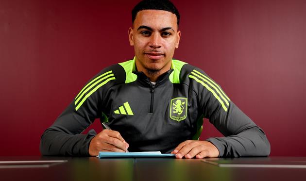 Морган Роджерс, фото Астон Вілла