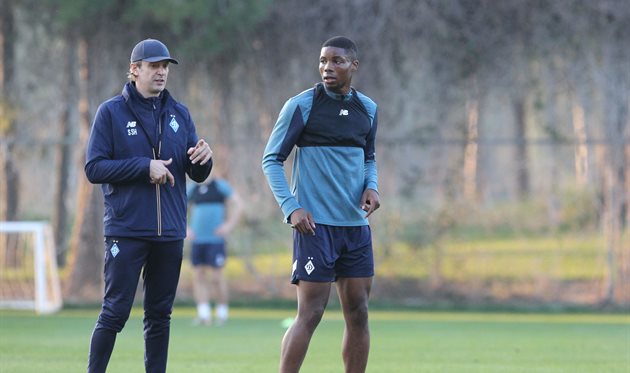 Іме Окон, Динамо