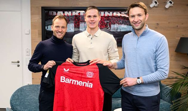 Степанов, Баєр