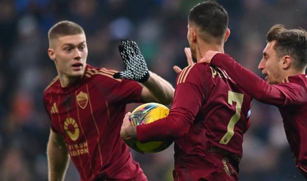 Артем Довбик та Лоренцо Пеллегріні, Getty Images