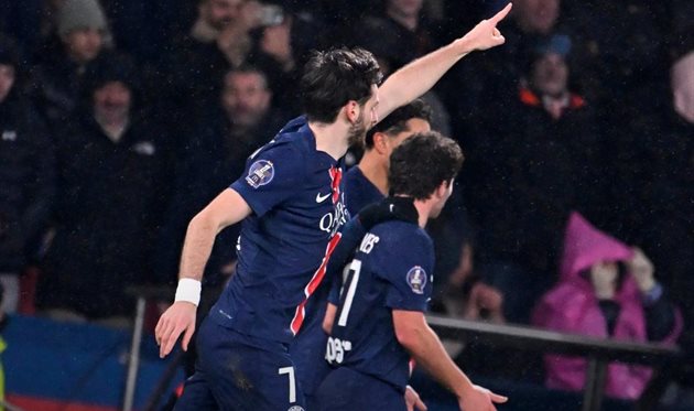 Хвіча Кварацхелія, ПСЖ