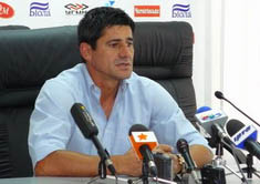 Николай Костов 