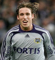 Лукас Билья, АР