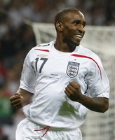 Джермейн Дефо, АР