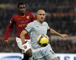 Рокки против Жуана, АР