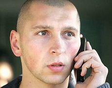 Ему никто не звонил